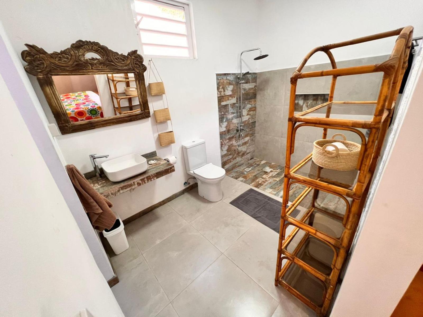 Roche Island Bungalows 그란데 바이예 외부 사진