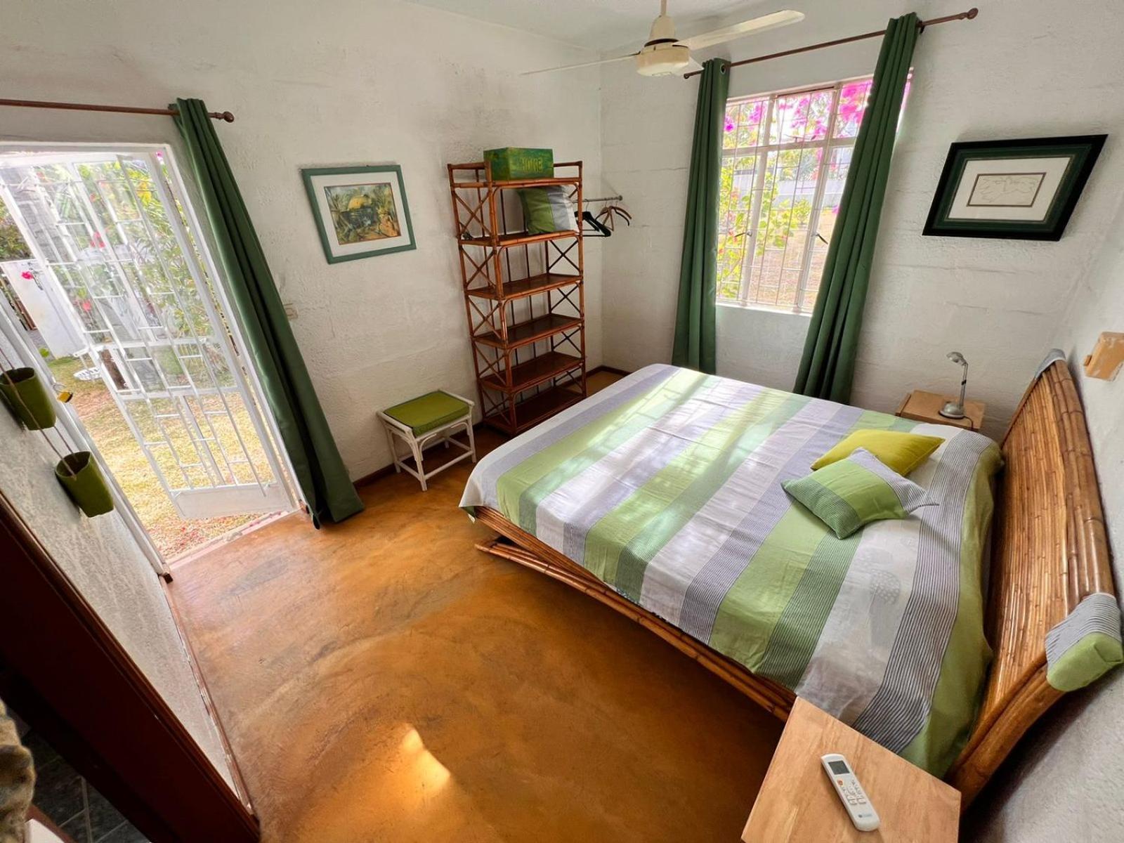 Roche Island Bungalows 그란데 바이예 외부 사진